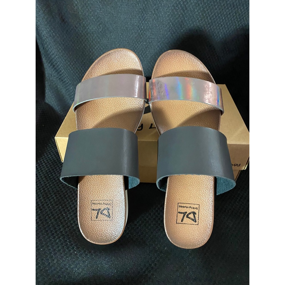 Dirty Laundry Can't Stop Black Sandals Size 10 Holographic Iridescent Slides